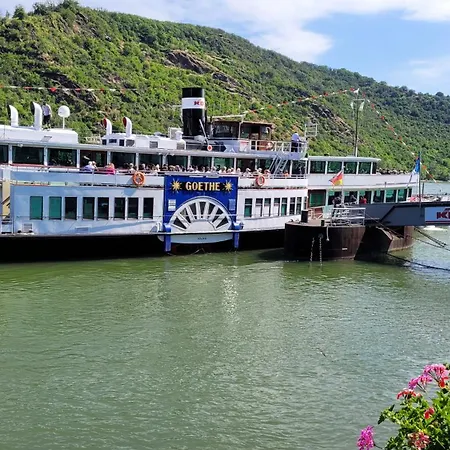 Grosse 2 Mit Bad Dusche Und Badewanne