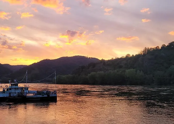 Grosse 2 Mit Bad Dusche Und Badewanne 別荘 ボッパルト