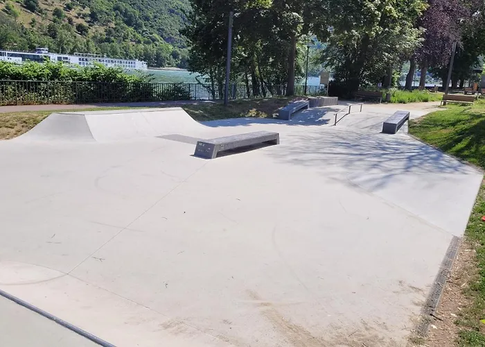 Grosse 2 Mit Bad Dusche Und Badewanne 別荘