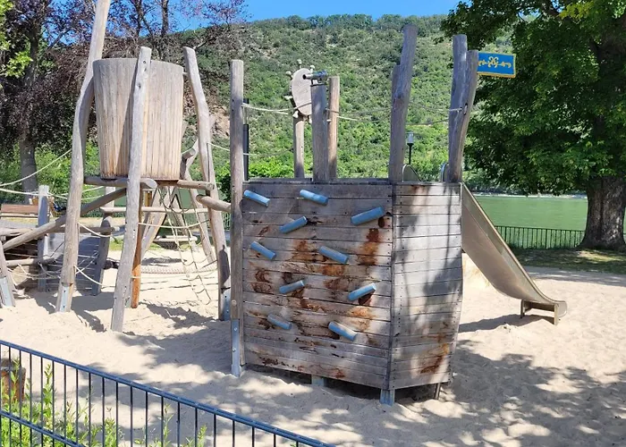 Grosse 2 Mit Bad Dusche Und Badewanne