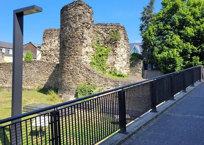 別荘 Grosse 2 Mit Bad Dusche Und Badewanne ボッパルト