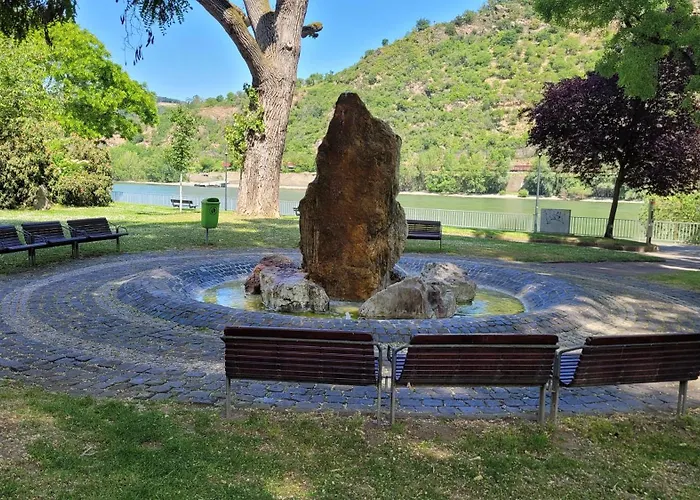 Grosse 2 Mit Bad Dusche Und Badewanne 別荘 ボッパルト